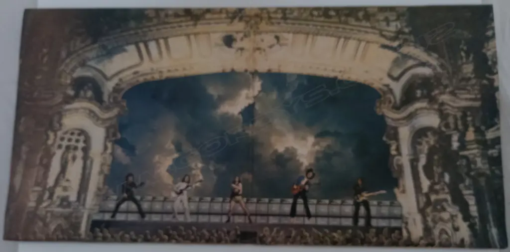 Blue Oyster Cult, On Your Feet Or On Your Knees (Double album) Image 1++